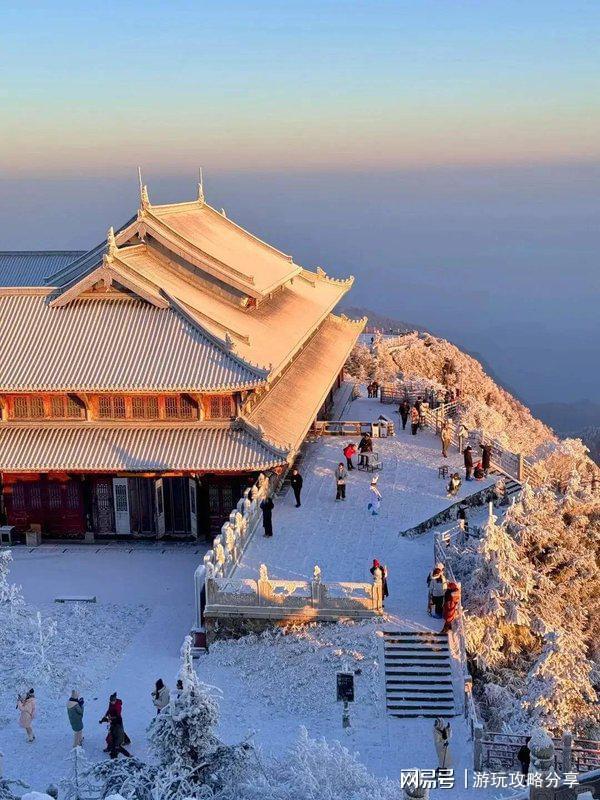 玩点什么 成都旅游保姆级出行手册！冰球突破爆百万大奖去成都四天可以(图4)