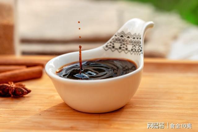 、蚝油到底啥区别？看完你就明白了冰球突破老抽、生抽、酱油、豉油(图4)